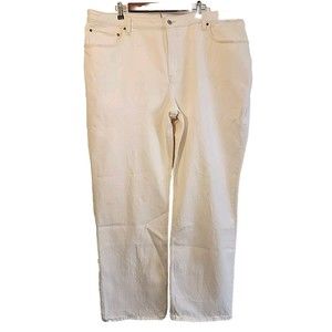 Abercrombie and Fitch 90s straight Ultra High Rise Curve Love White  36/22L NEW